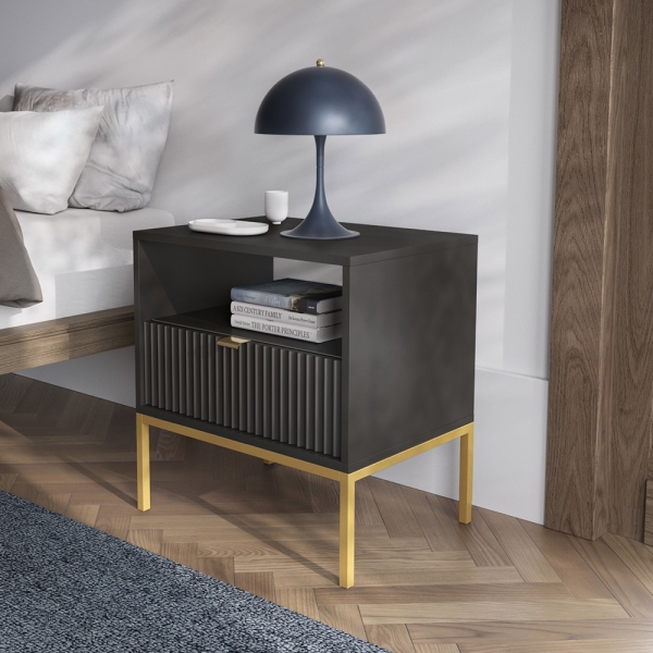 DESIGNERSKI STOLIK NOCNY Z SZUFLADĄ I LAMELAMI LAMELO LA6 CZARNY + ZŁOTY - W ARANŻACJI